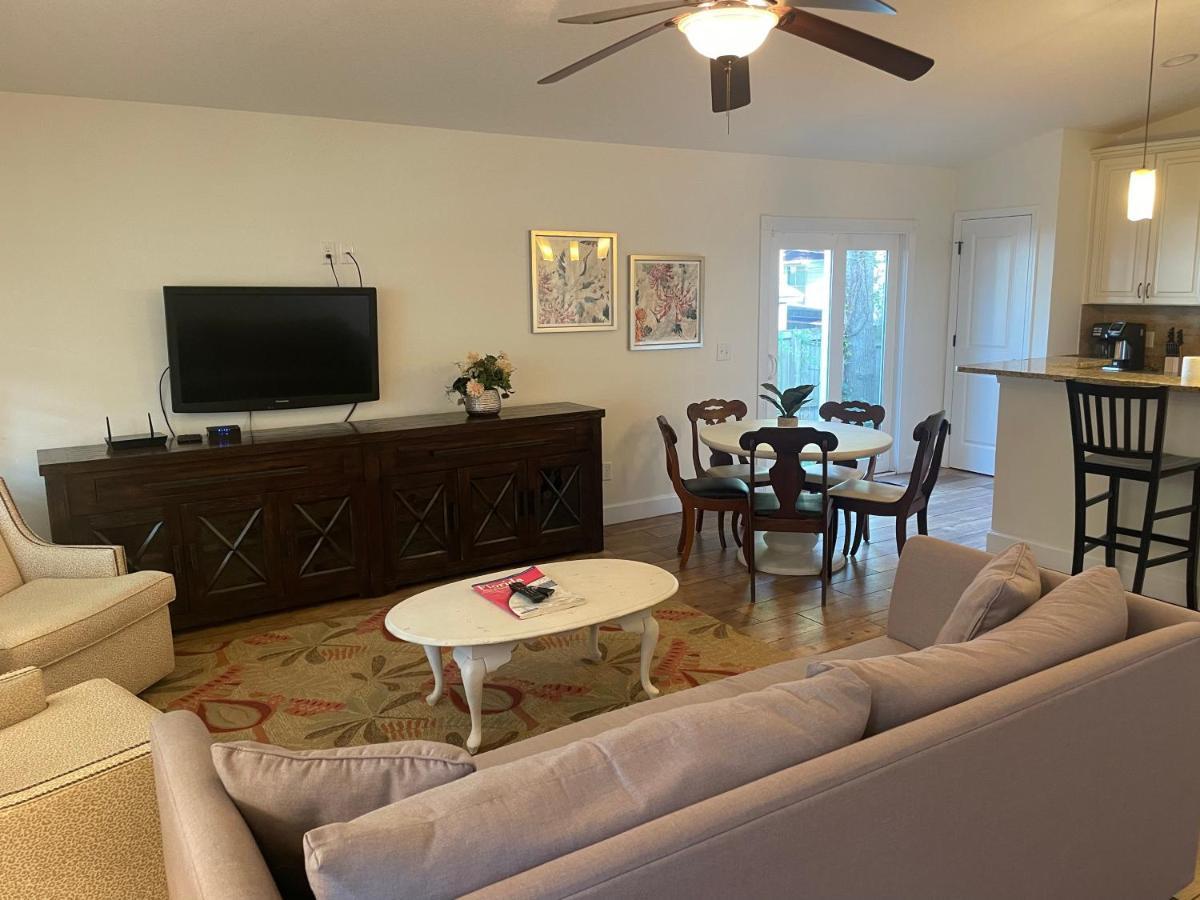 סיינט אגוסטין Modern, Upscale, And New Blue Bungalow In The Heart Of Downtown St Augustine מראה חיצוני תמונה